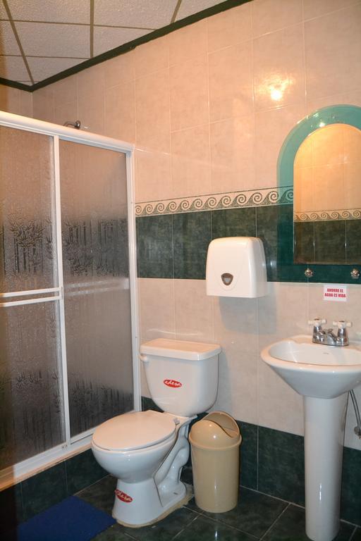 Mashy'S Hostal Otavalo Extérieur photo