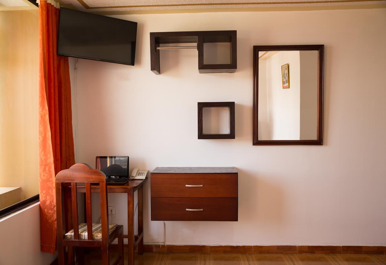 Mashy'S Hostal Otavalo Extérieur photo