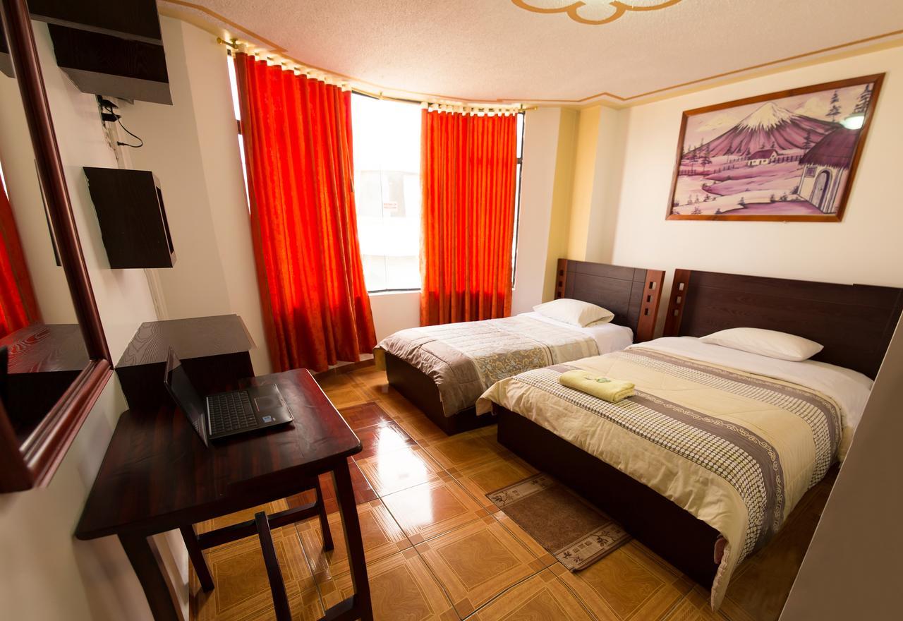 Mashy'S Hostal Otavalo Extérieur photo